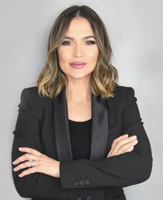 Elizabeth, Business Strategy & Operational Manager
